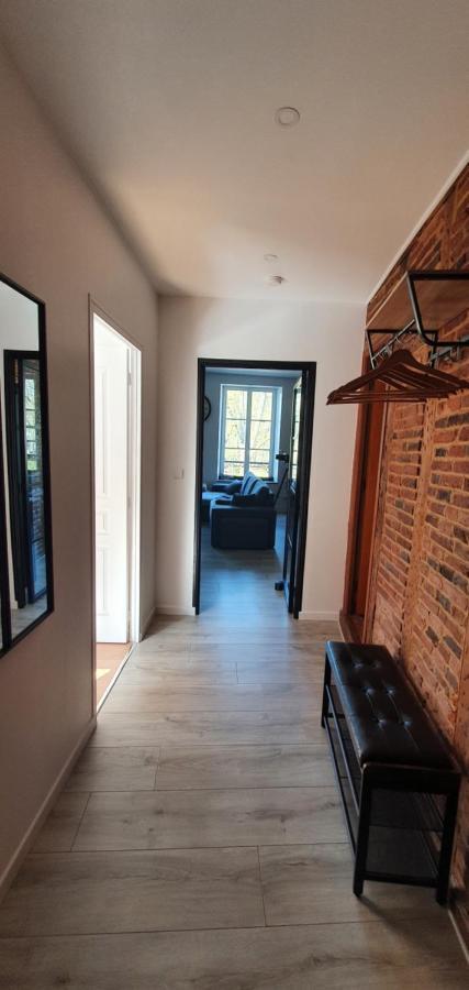 Appartement D'Hippolyte - Vue Musee Rimbaud Charleville-Mezieres Exterior photo